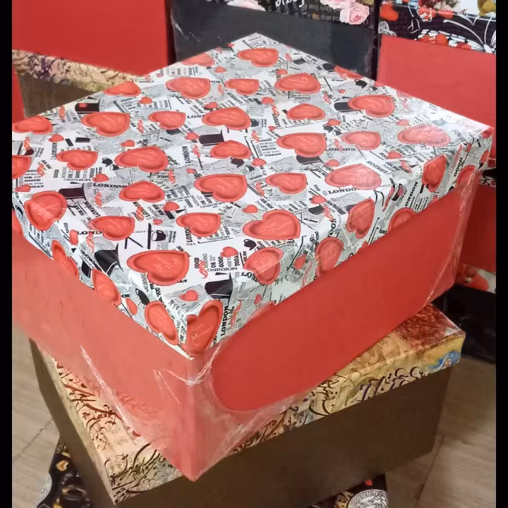 جعبه کادویی و هدیه ابعاد و سایز های مختلف موجوده