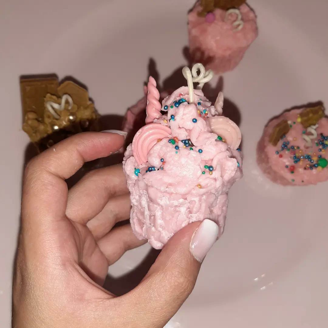 شمع های کاپ کیکی قابل سفارش در رنگ های مختلف 