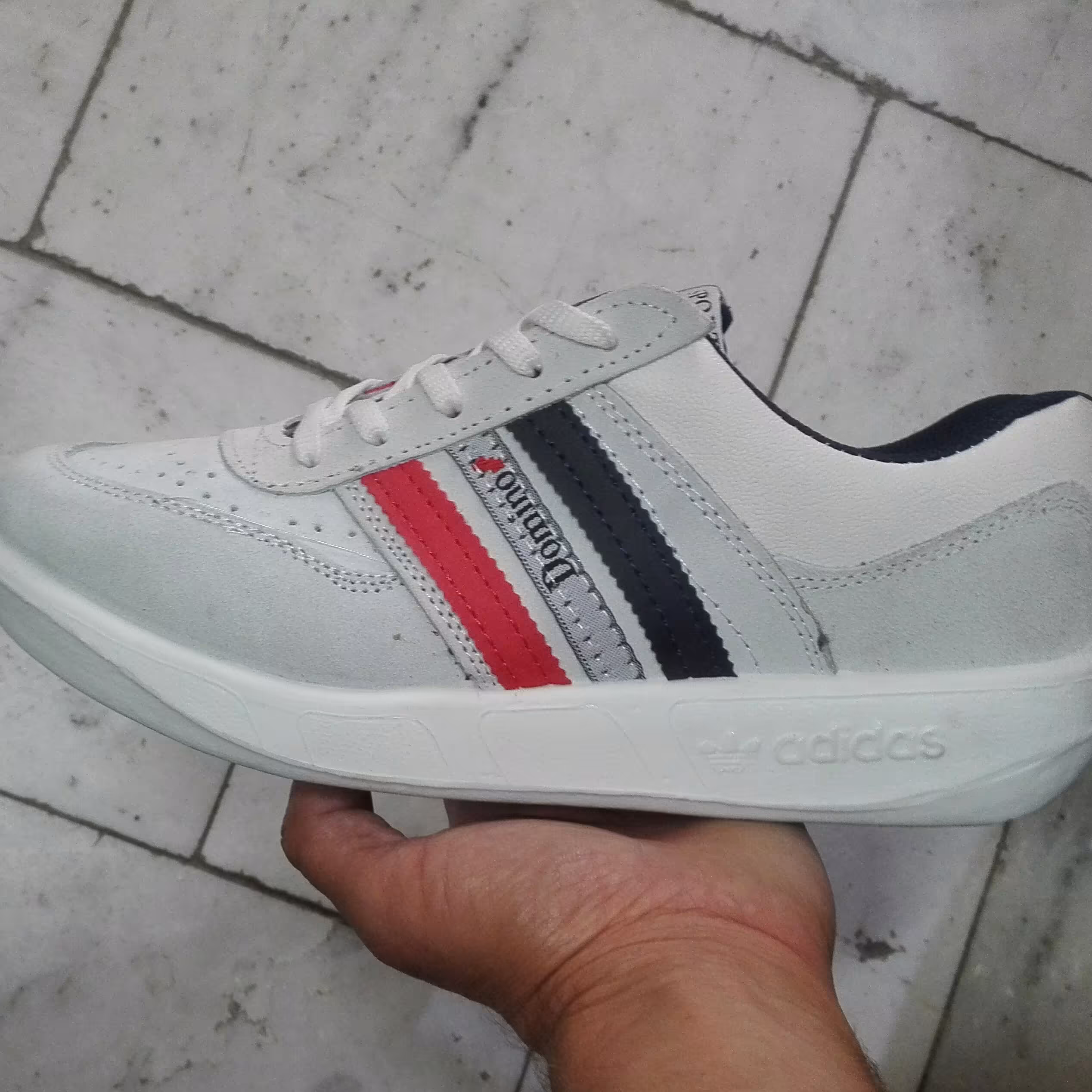 کتونی مردانه چرم طبیعی