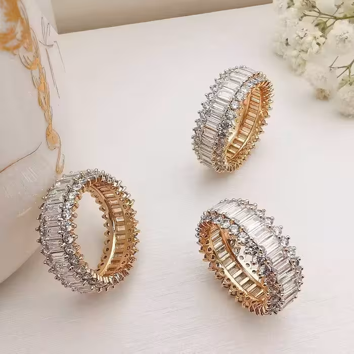 انگشتر شاهانه و نگین دار برند ژوپینگ مخصوص خاص پسندها بسیار شیک و جذاب