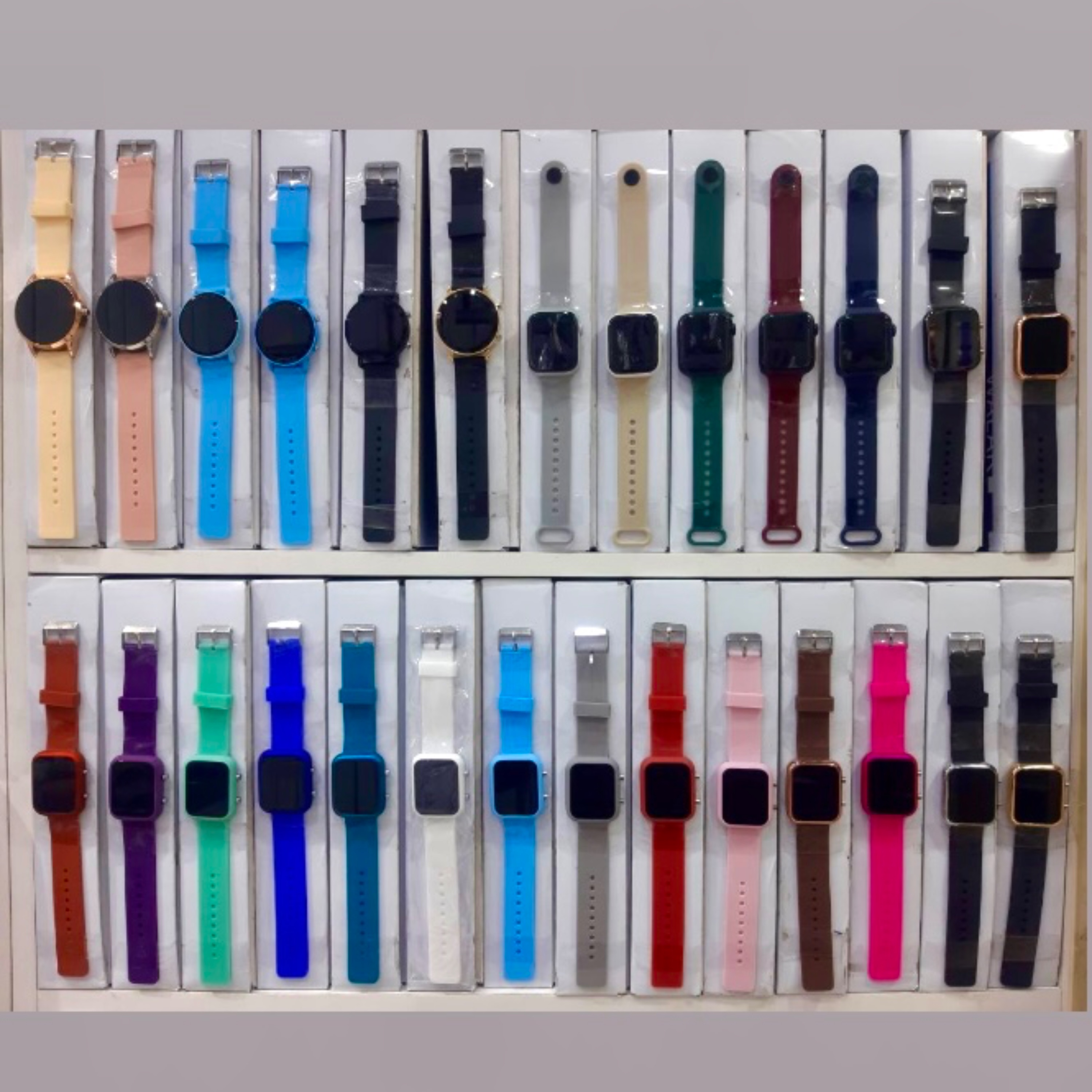 ساعت  ال ای دی تاچ کامپیوتری باگارانتی در  طرحهای مستطیل دایره مربع رنگهای متنوع