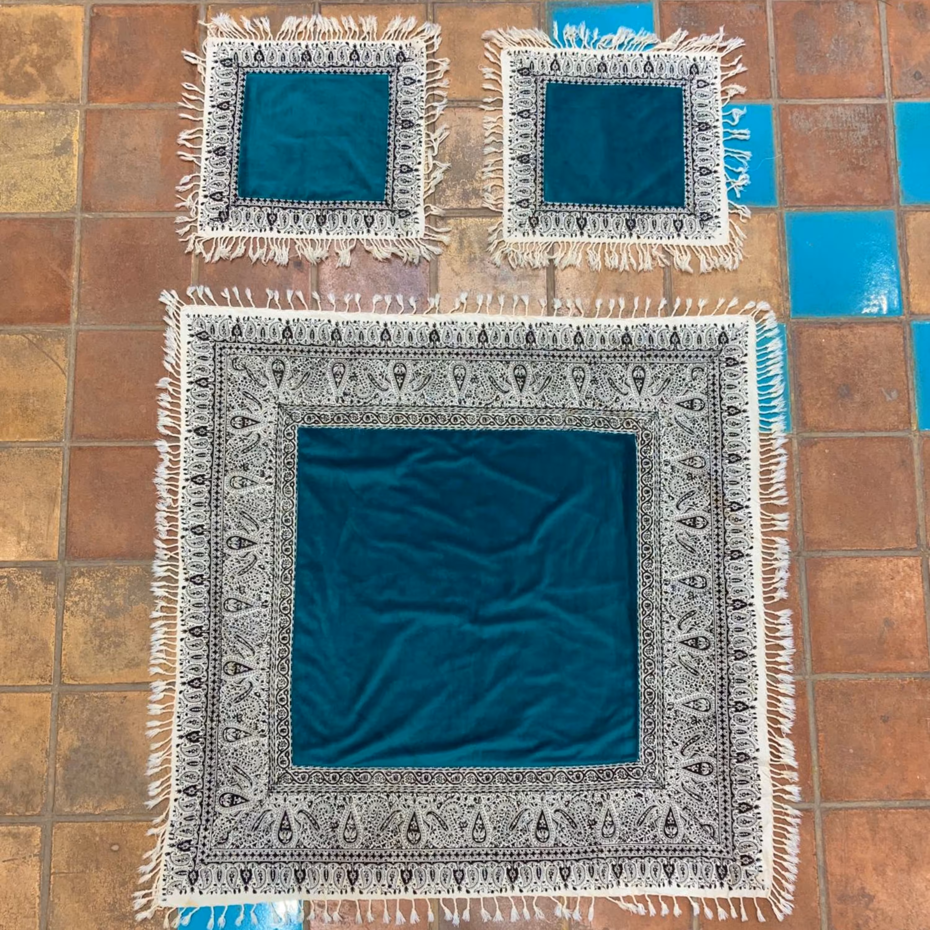 ست رومیزی و دستمال میز عسلی مخمل و قلمکار 