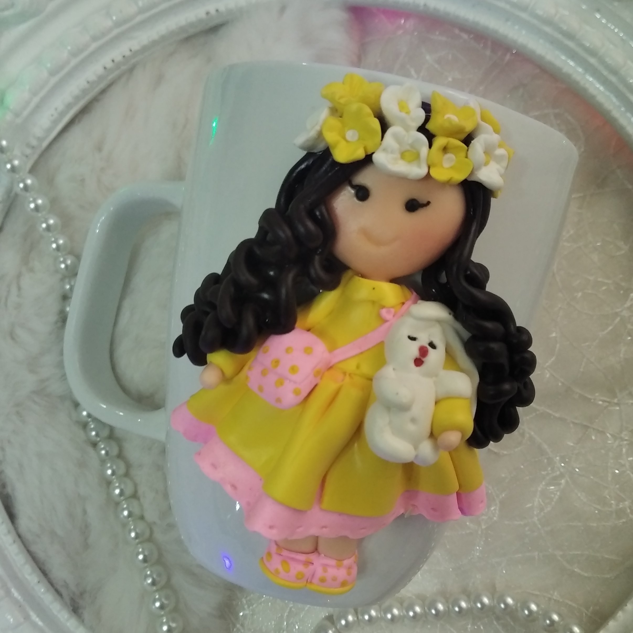 ماگ عروسکی طرح دختر لیمویی