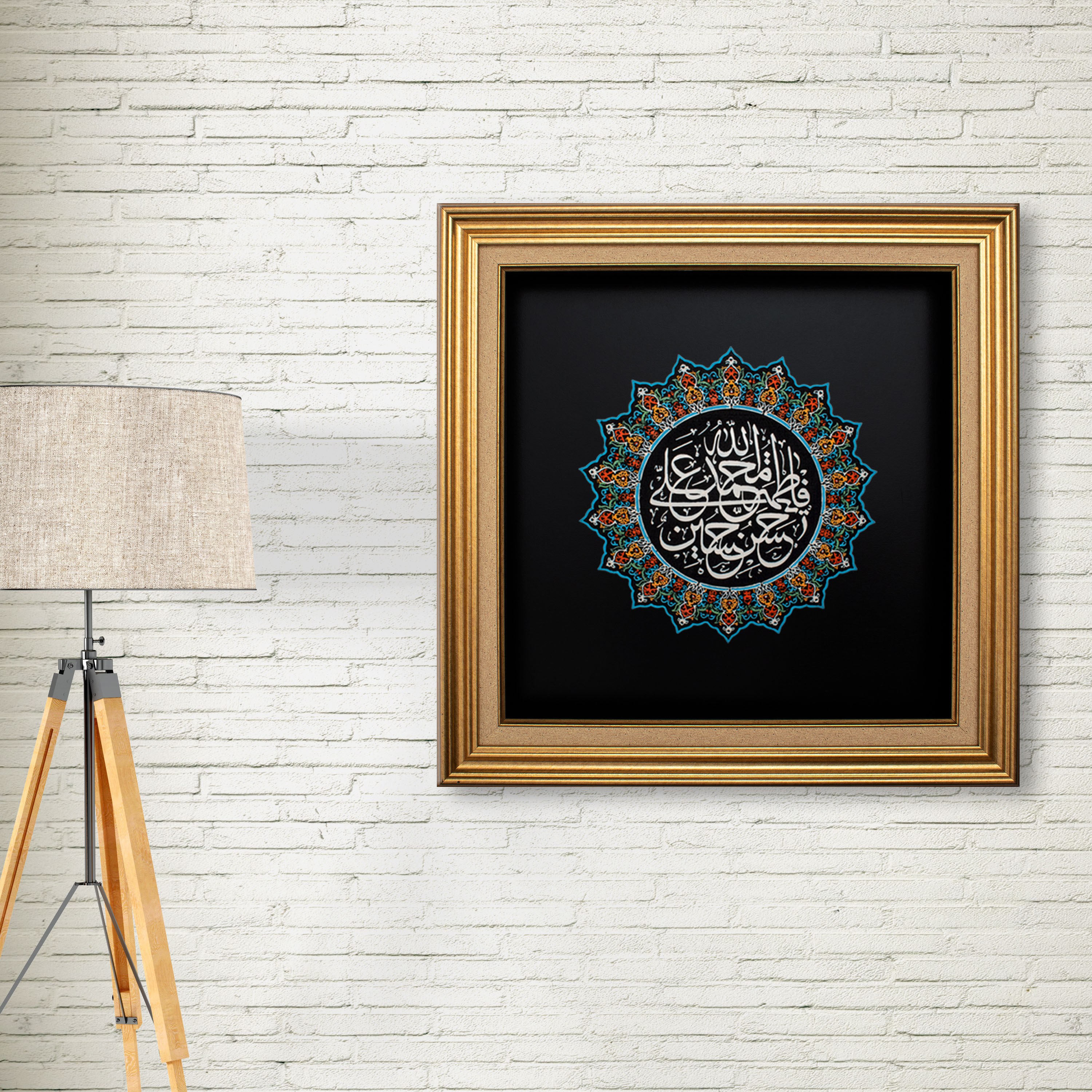 تابلومذهبی طرح سنگ سه بعدی رنگ آمیزی اسماء پنج تن آل عباقاب کرم طلایی سایز55در55