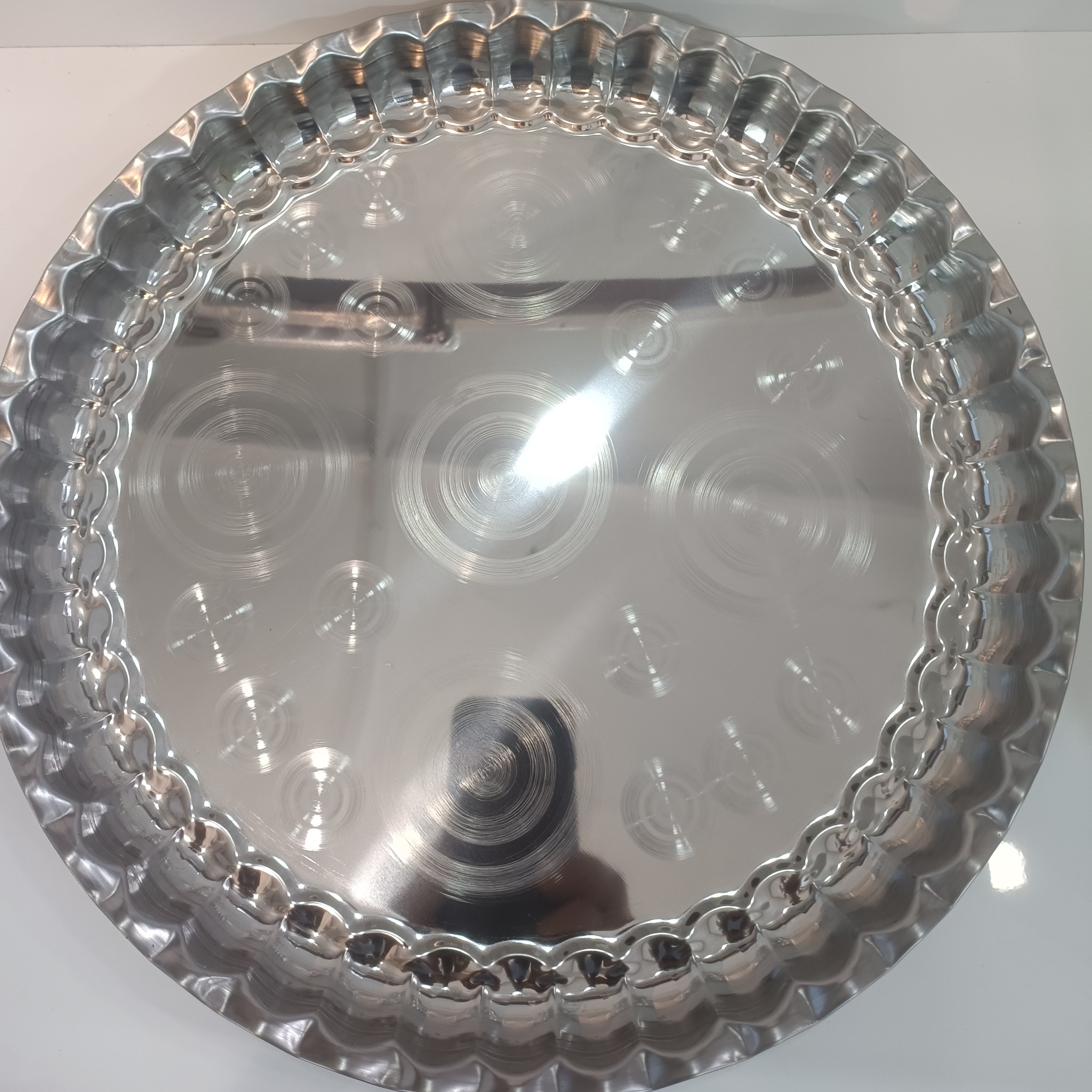 سینی استیل لب کنگره قطر36سانت آهن ربا بگیر 