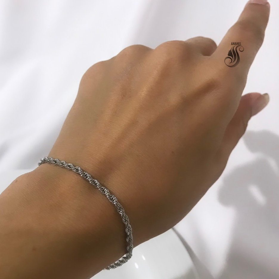 دستبند استیل طنابی رنگ نقره ای قطر 3 میل 18 سانت و 4 سانت زنجیر با ارسال رایگان