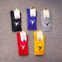 جوراب جردن ، نایک و آدیداس ساقدار کش انگلیسی