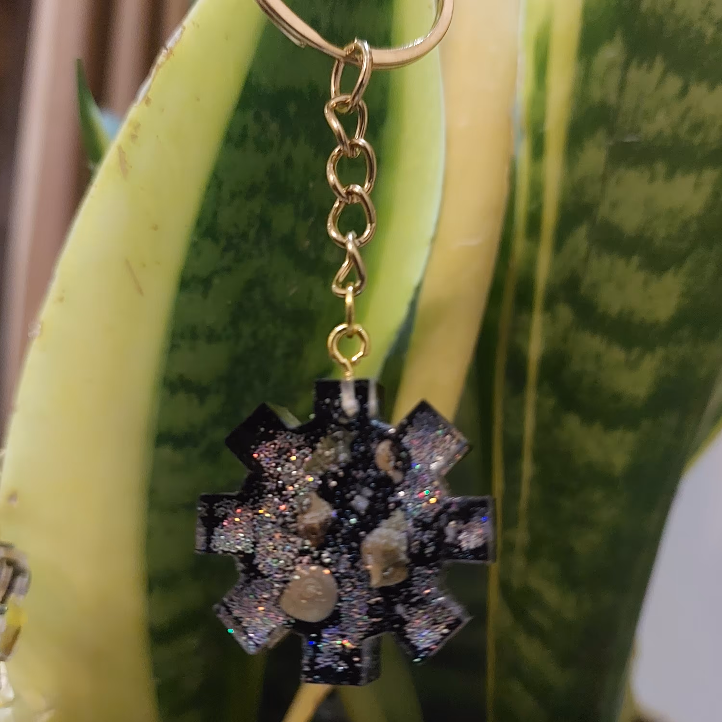 جاکلیدی طرح چرخ دنده، از جنس رزین 