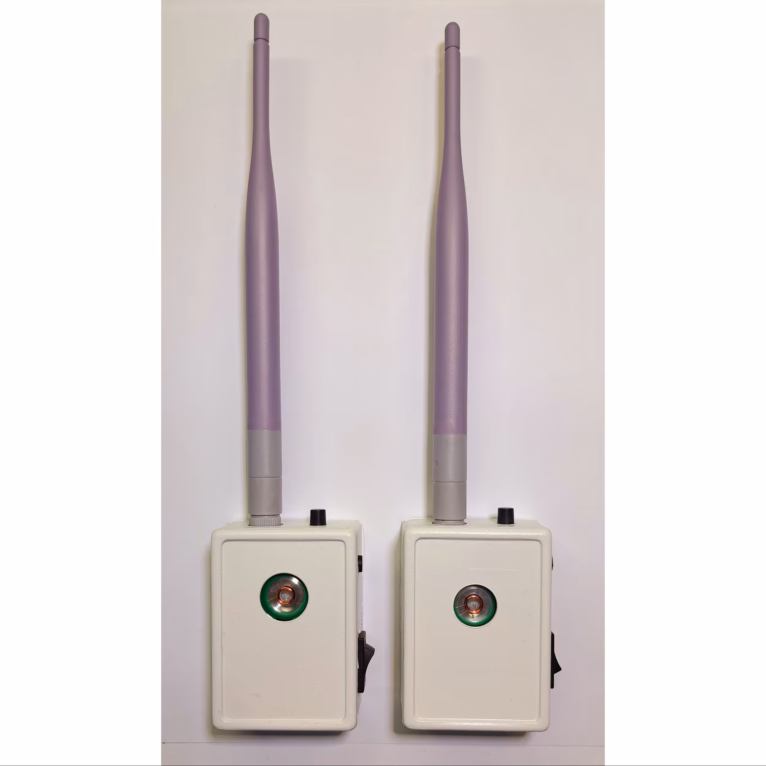 واکی تاکی اسباب بازی برد 500 متر دارای زنگ تماس و بیپ و باتری قابل شارژ