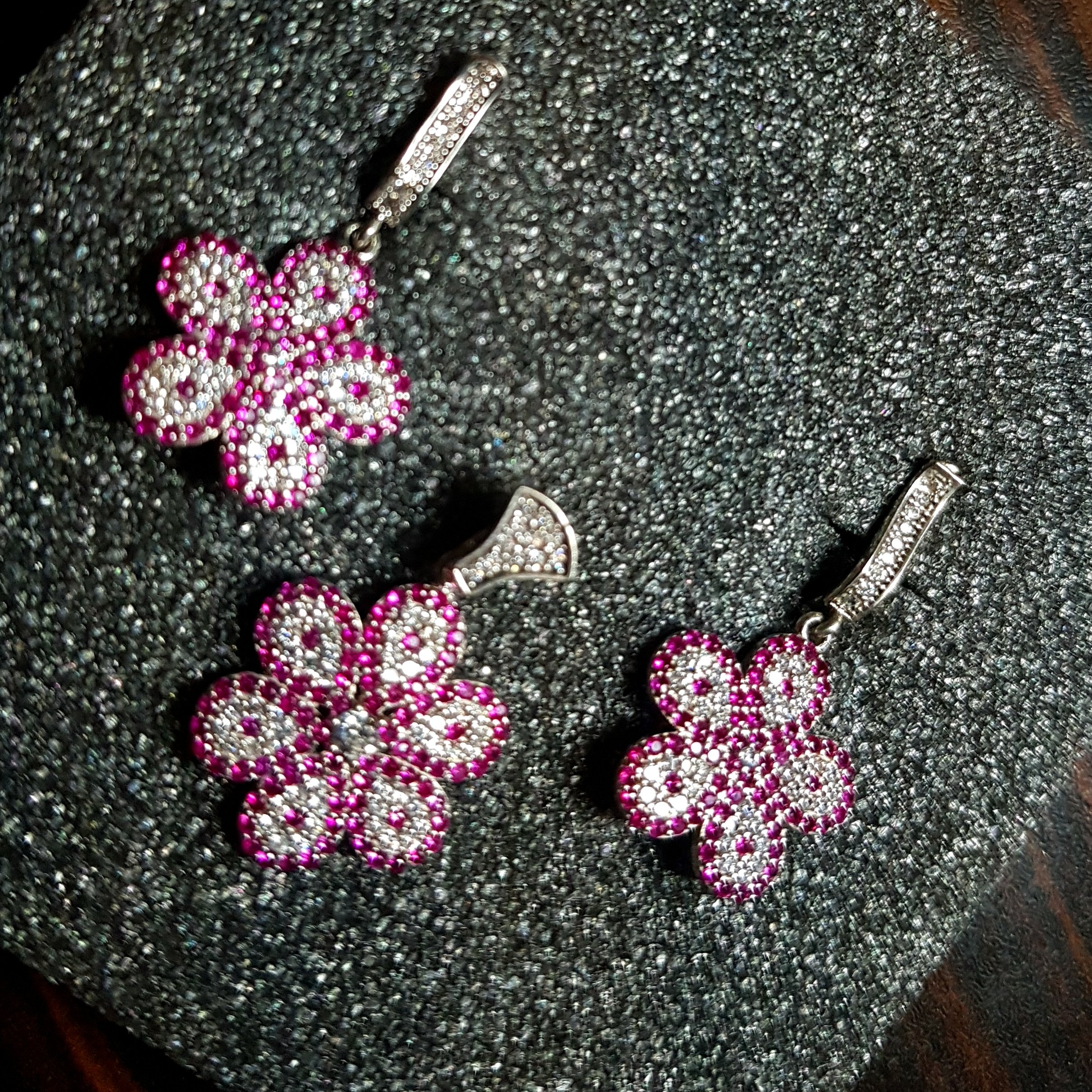 نیم ست نقره آبکاری طلا سفید مدل گل 5 پر