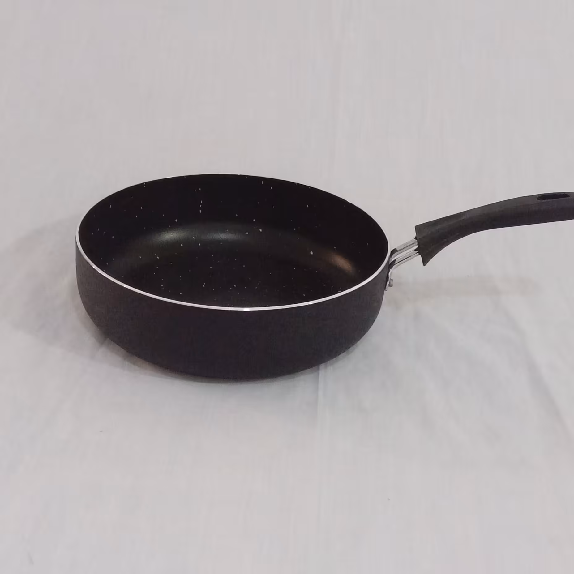 ماهیتابه ی سایز 24تکدسته گرانیتی(پس کرایه)