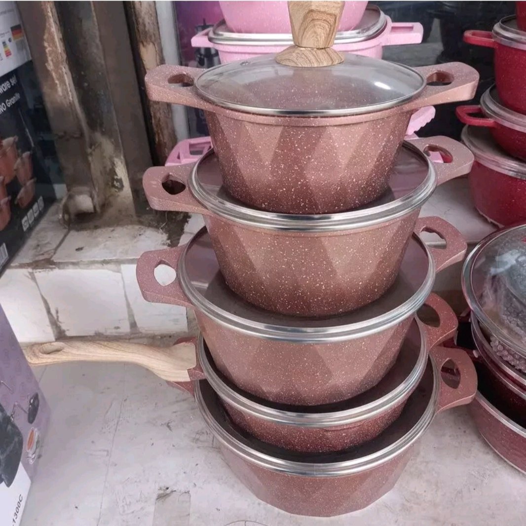 سرویس قابلمه یونیک 10پارچه گرانیتی 