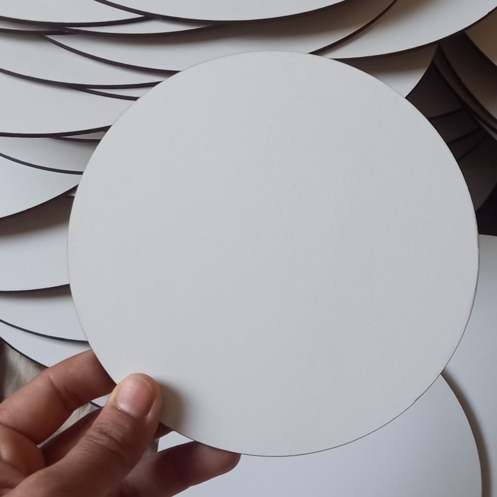 زیرکیکی ضدآب سفید24