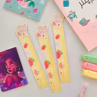 خط کش مگنتی فانتزی طرح دختر رنگ زرد 15 سانتی متری