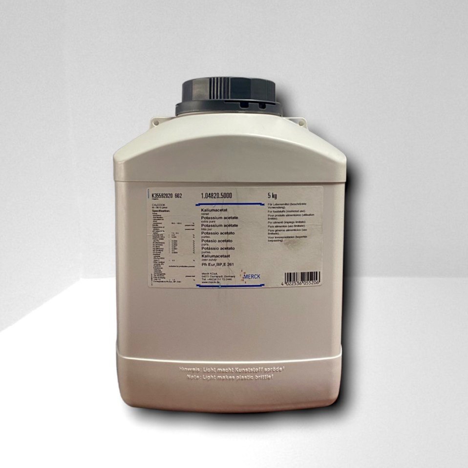 پتاسیم استات برند مرک کد مرک 104820 پک 5 کیلویی