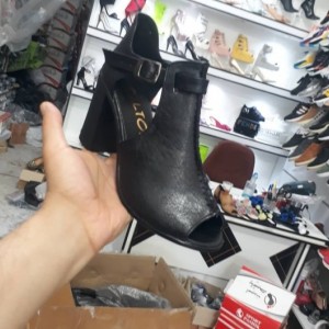 کفش پاشنه دار پاشنه بلند