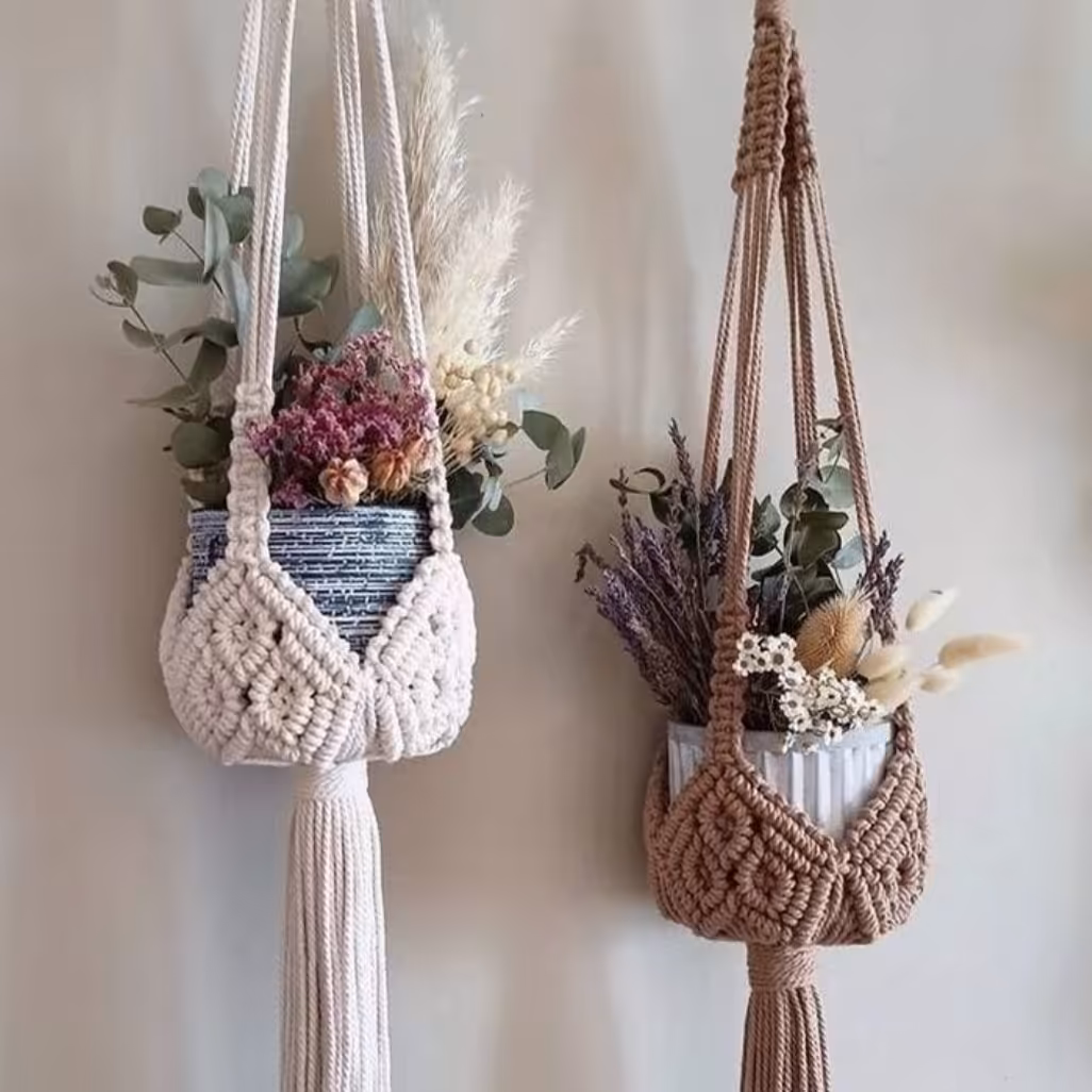 آویز گلدون نگار