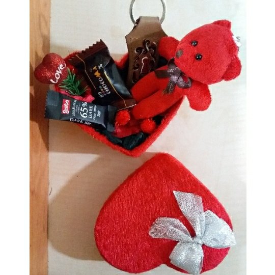 باکس مردانه جاسوئیچی چرمی خاص(ویژه ولنتاین)