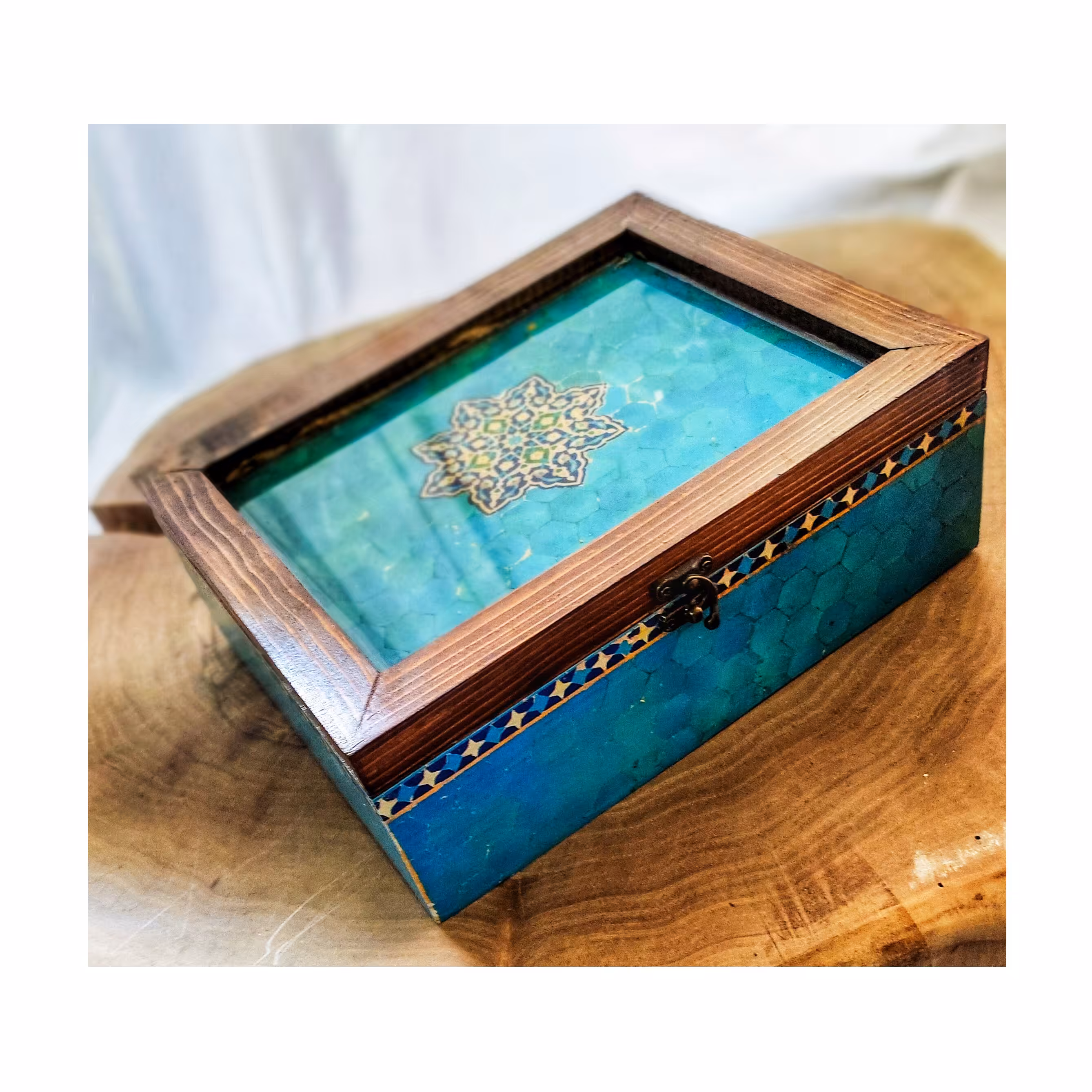 جعبه تی بگ چوبی