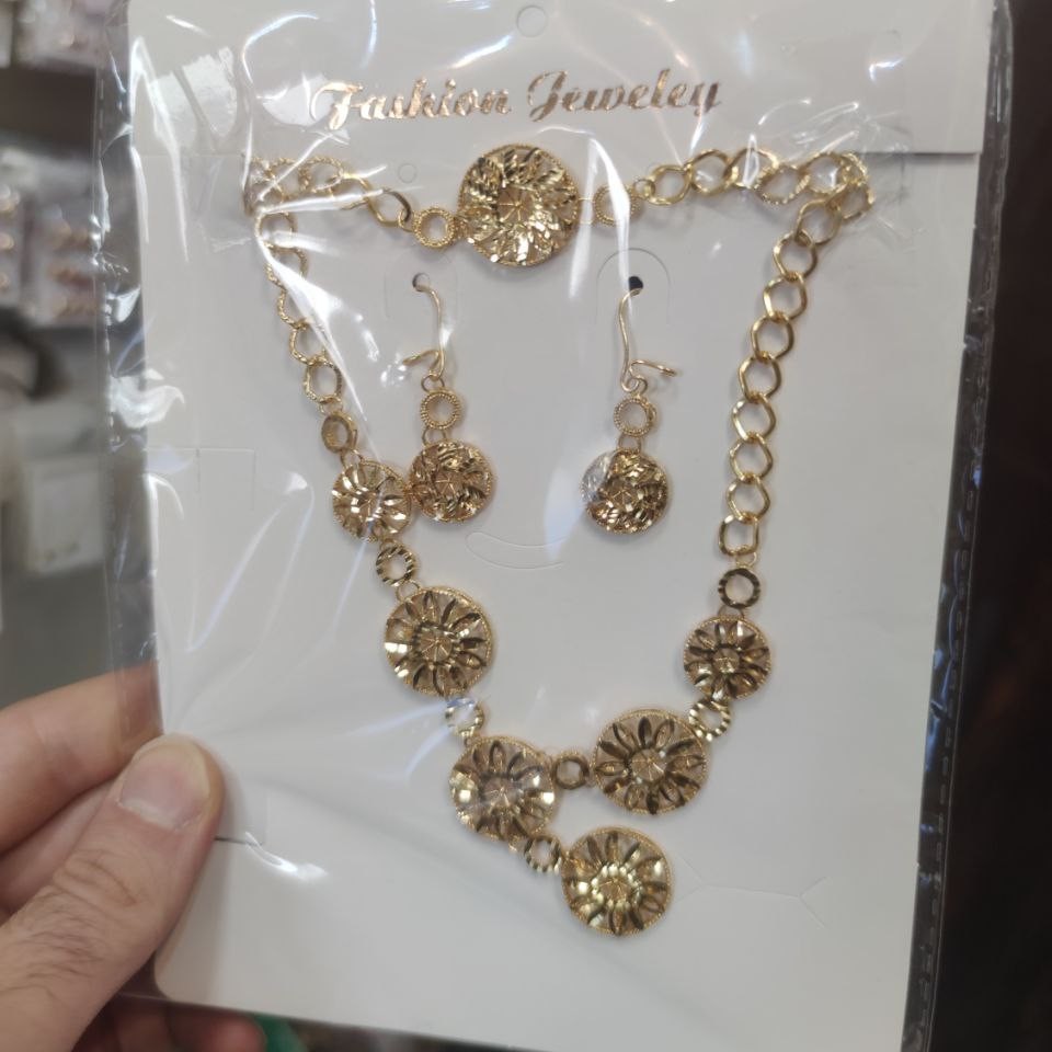 ست های طرح طلا مارک