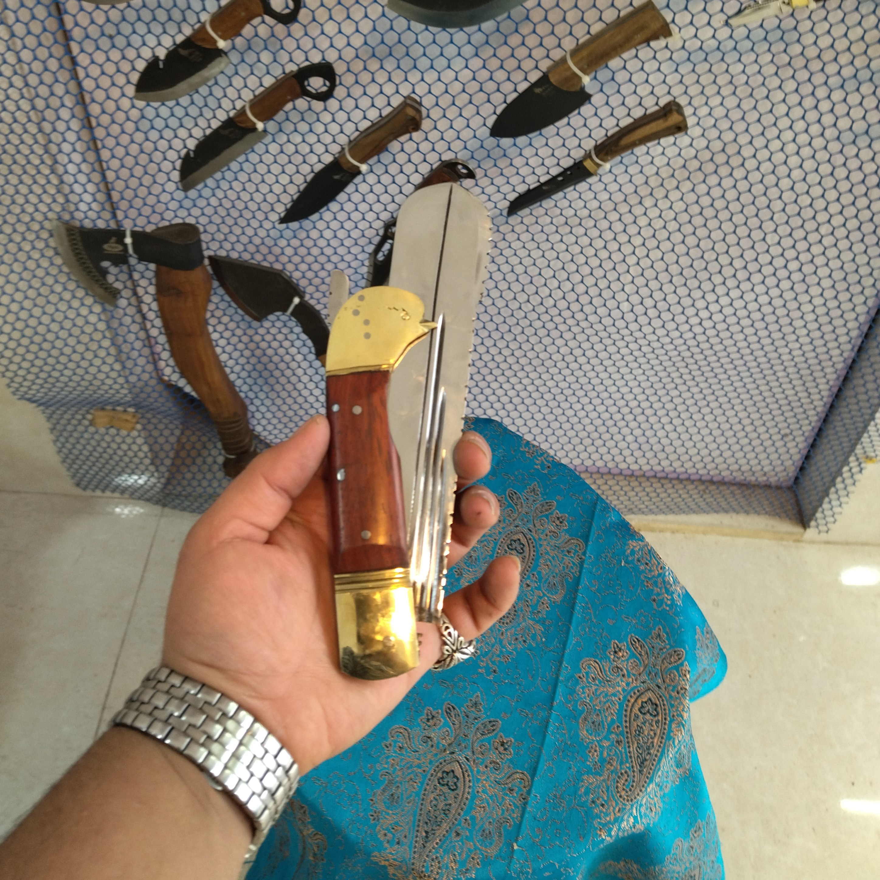چاقو نیم غلاف دنده ایی