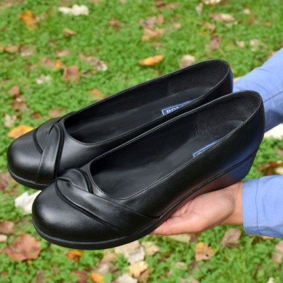 کفش طبی زنانه