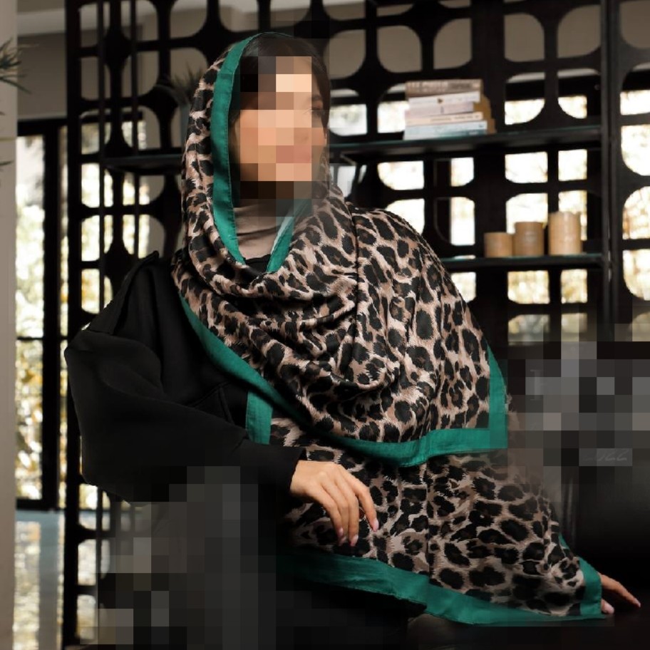 شال و روسری،کلیه قواره های شال و روسری از مینی اسکار تا قواره 140 با طرح و رنگ و جنس های متنوع،ایرانی و خارجی

