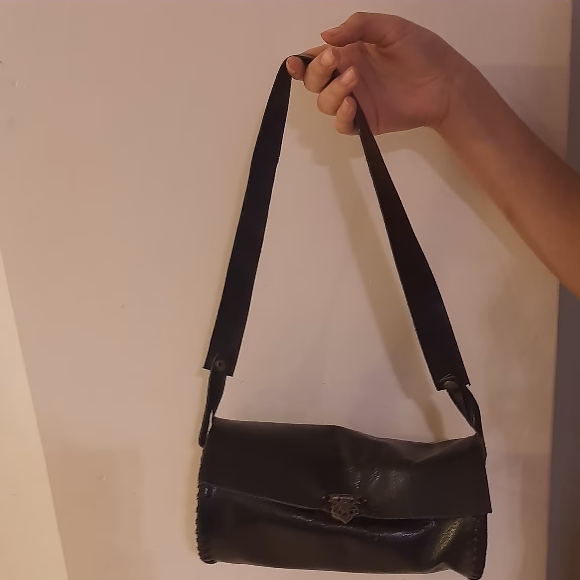 کیف  دستی چرم  طبیعی و چوب 