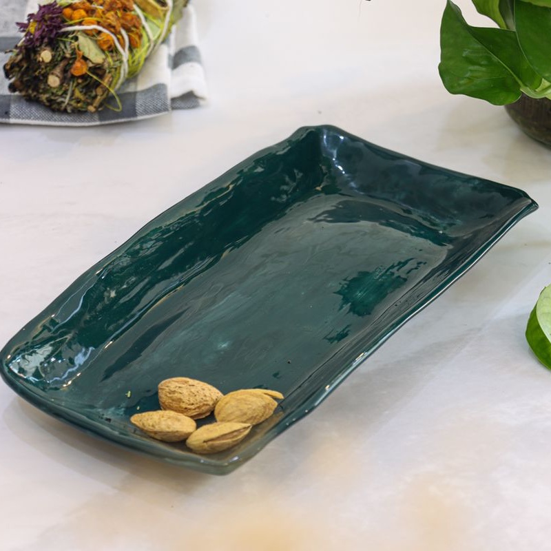 ظرف پذیرایی دست ساز سرامیکی