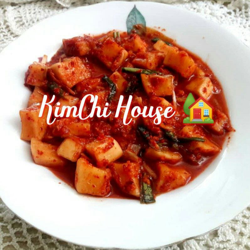 کیمچی ترب یک کیلویی خانه کیمچی با رنگ طبیعی فلفل