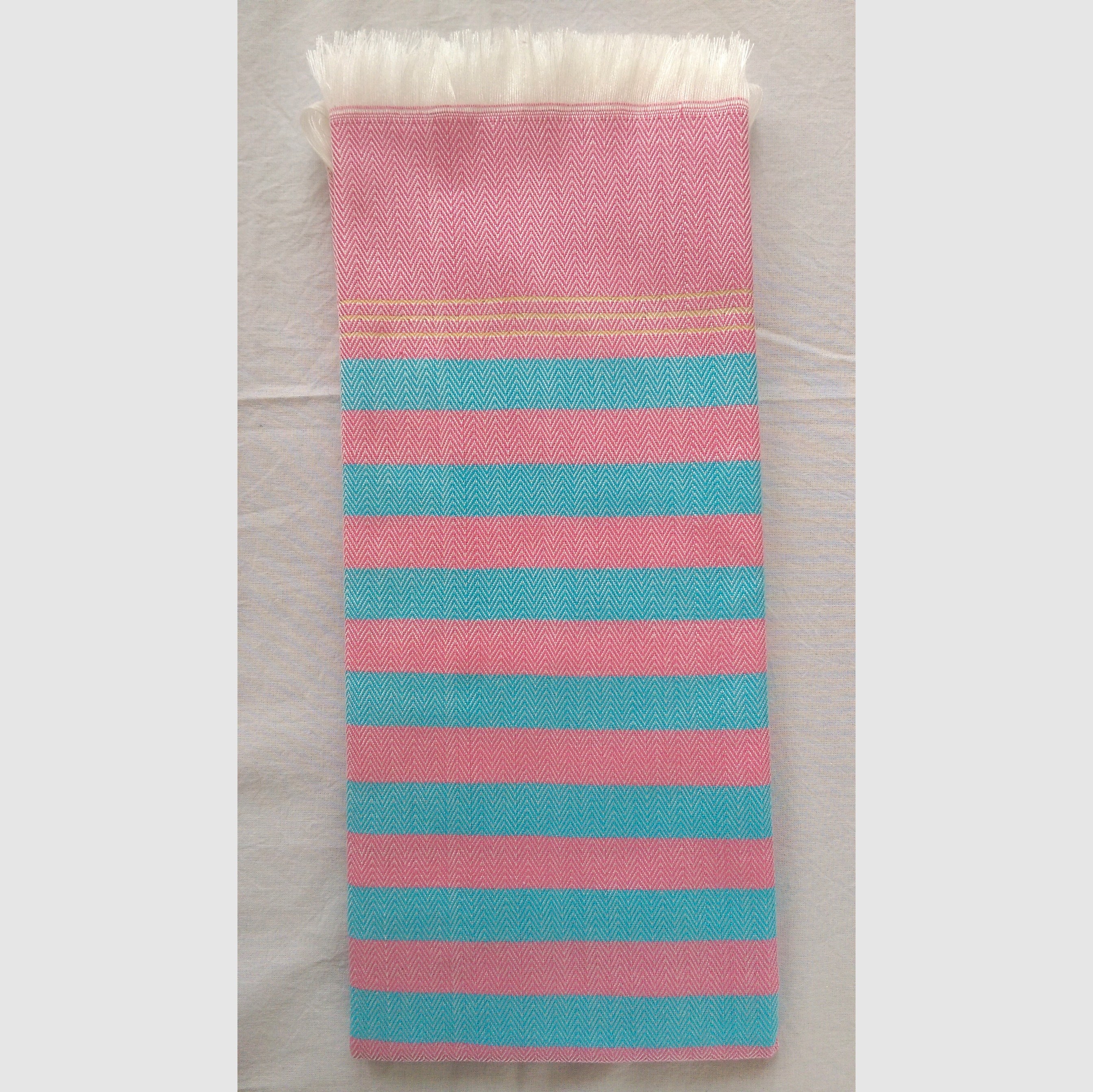 حوله دستباف دست و صورت راه راه صورتی با خطوط  آبی فیروزه ای و حاشیه طلایی