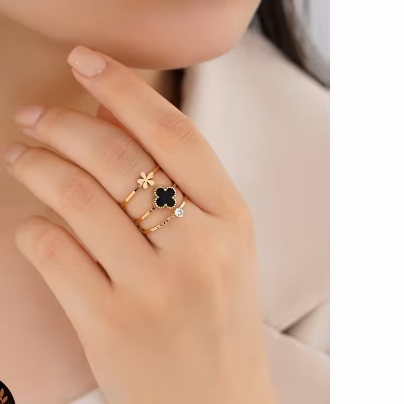 بدلیجات انگشتر استیل ونکلیف رنگ ثابت طلایی  کدکالا 021261108160