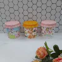 بانکه پلاستیکی درب دار -کندی طرحدار پلاستیکی برند رزمن مناسب حبوبات و تنقلات سایز 2