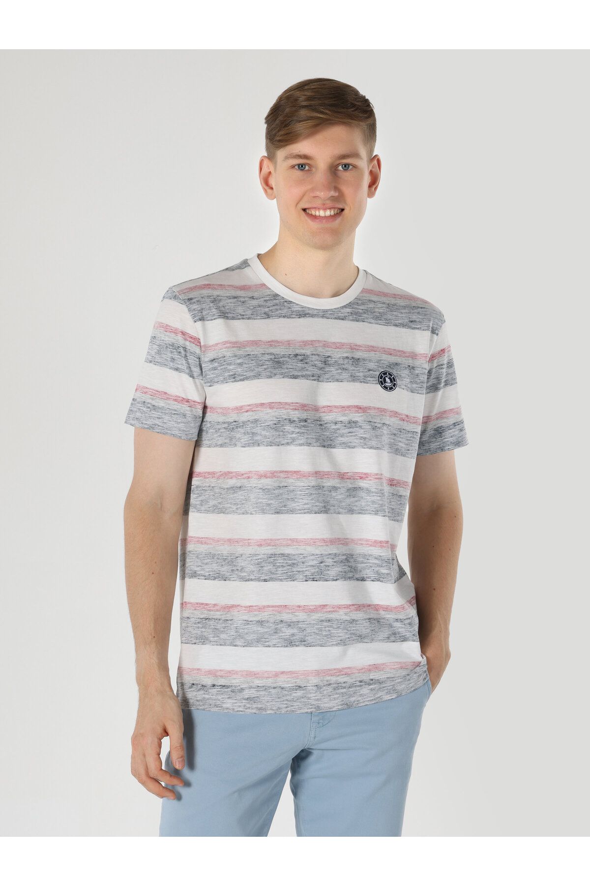 تی شرت سفید مردانه یقه دوچرخه تناسب معمولی آستین کوتاه T Shirt Colin’s