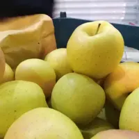 سیب سوپر زرد اصل خوشمزه دماوند