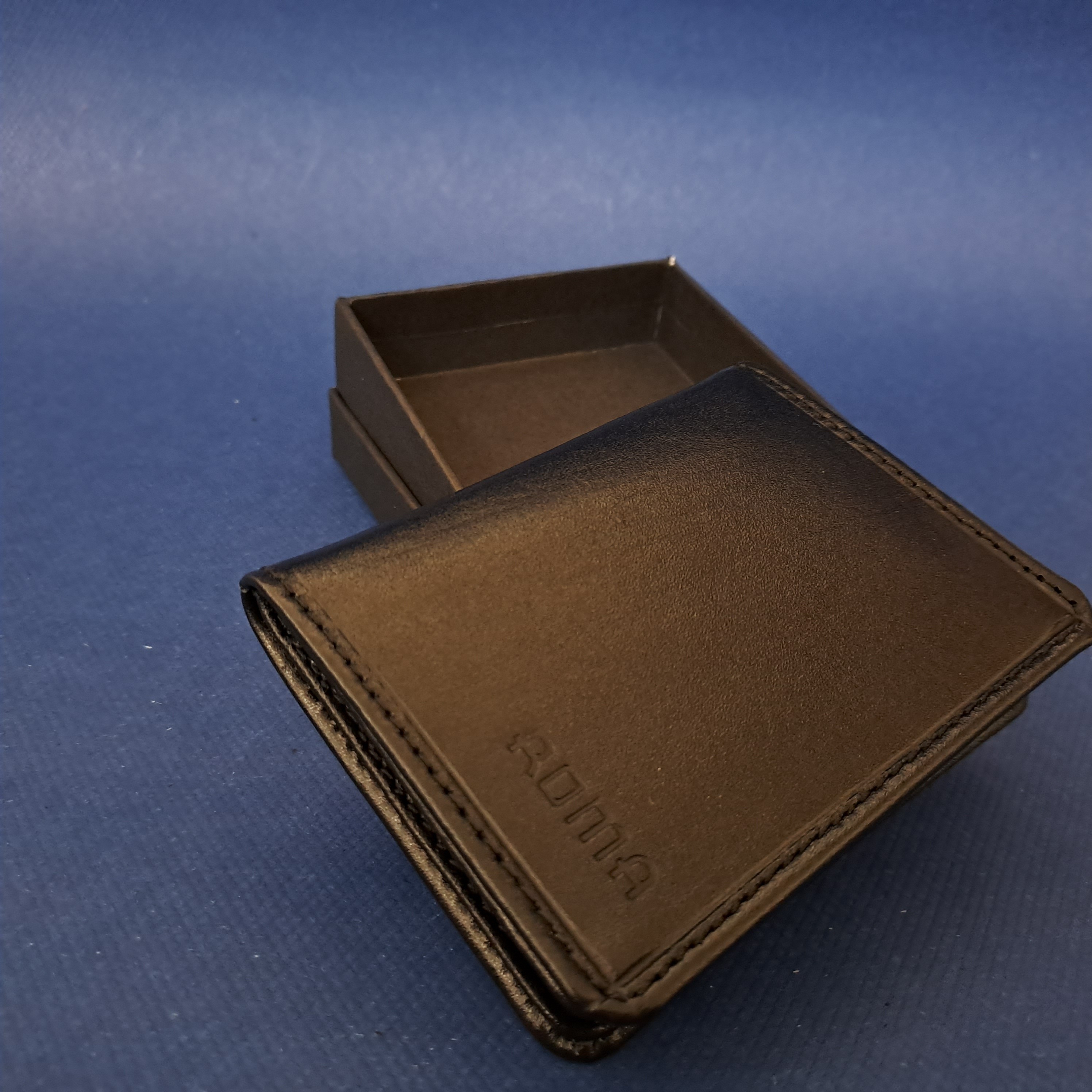 جاکارتی چرم طبیعی مشکی