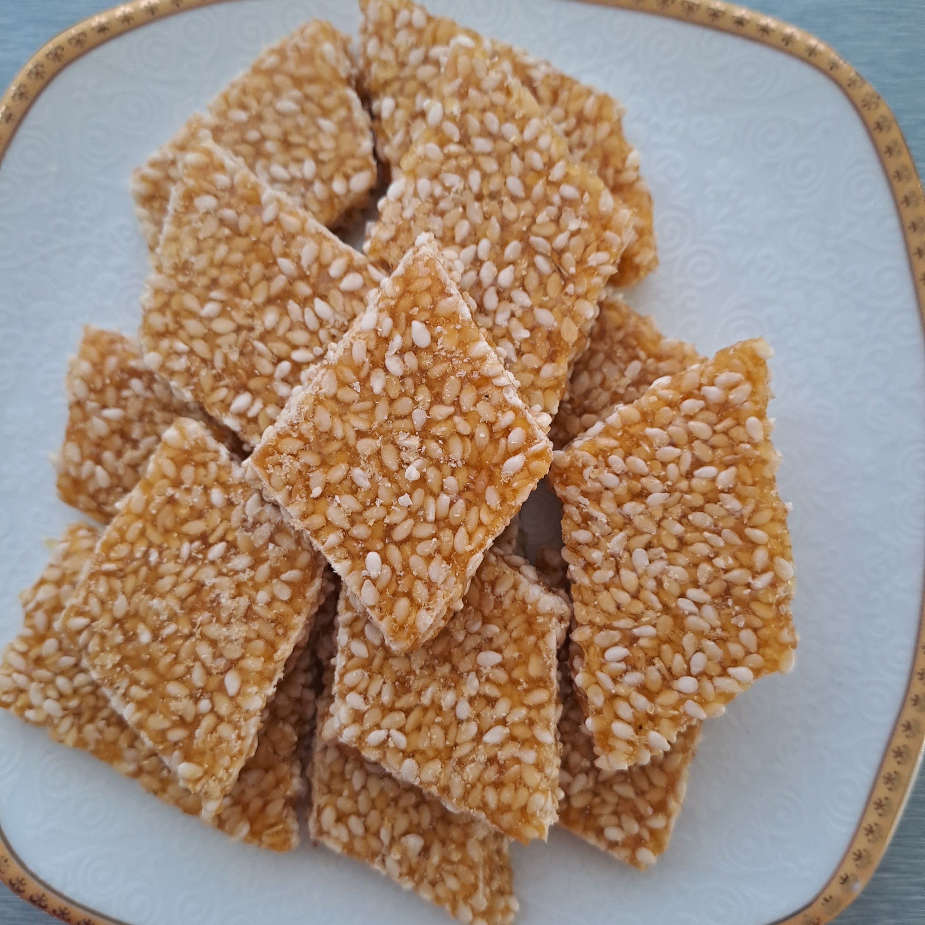 سوهان کنجدی ترد و تازه 450 گرمی