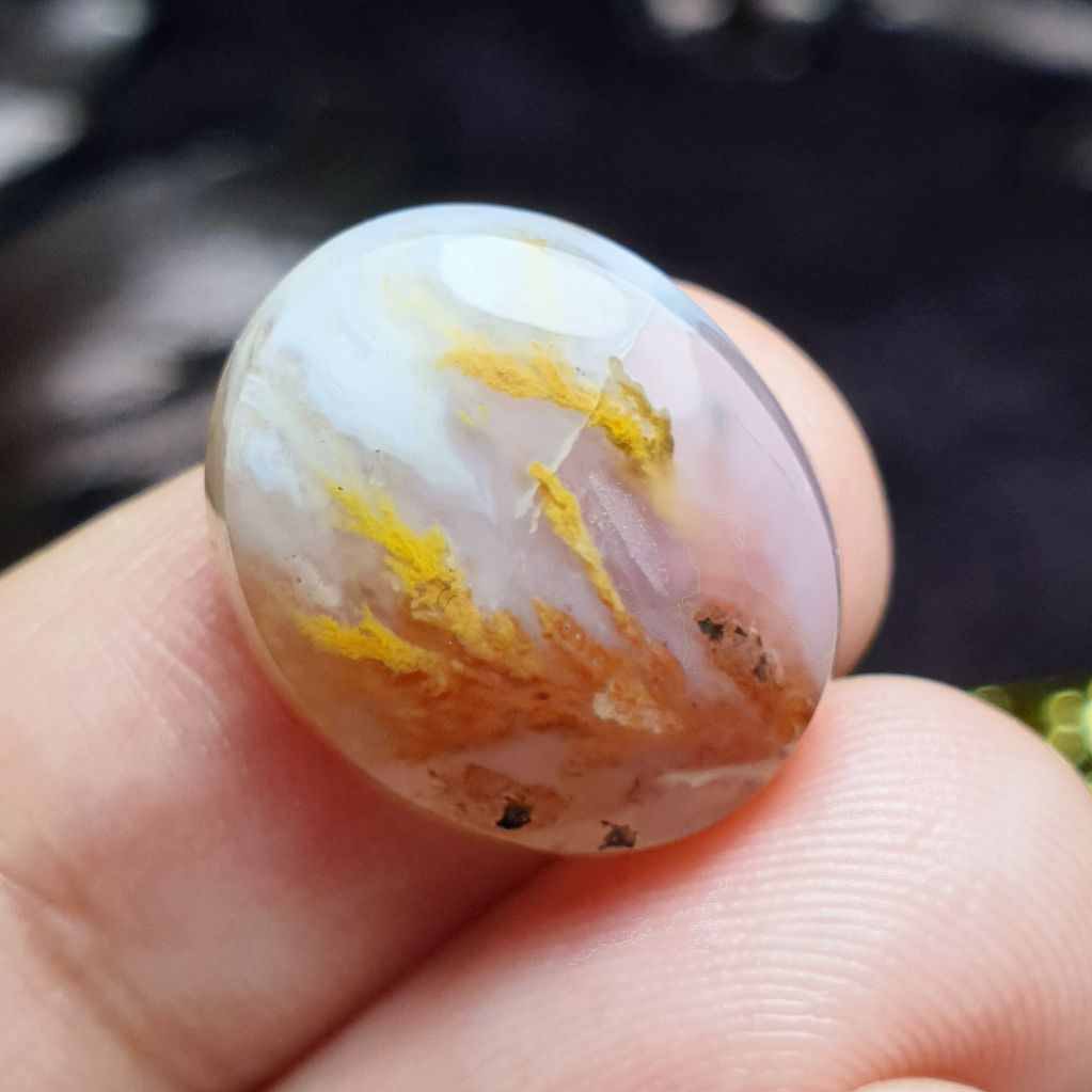  نگین فوق العاده زیبای صد درصد طبیعی عقیق شجر معدنی اصل خراسانی 
کد 25960
