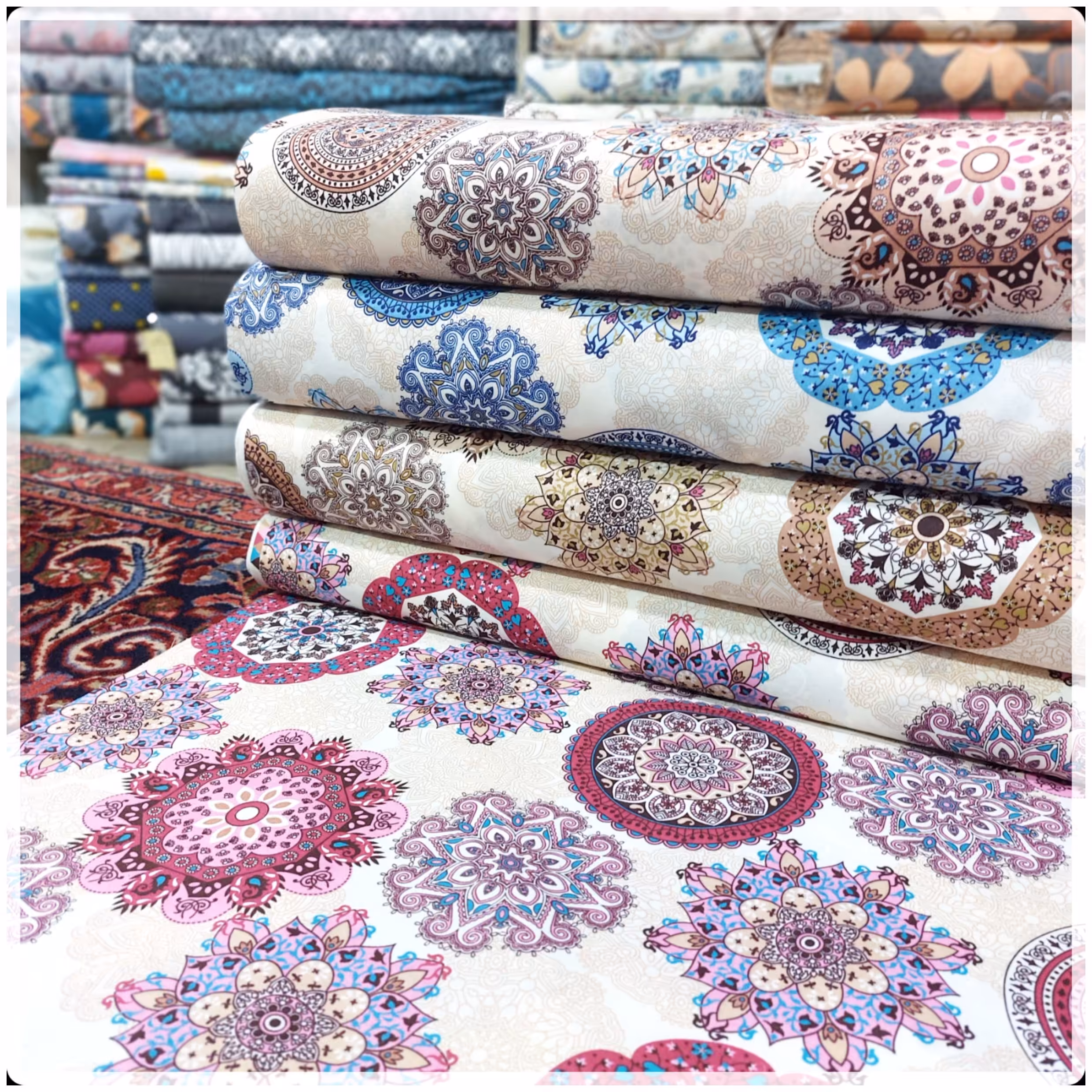 پارچه ملحفه متری طرح طلا عرض 2متر