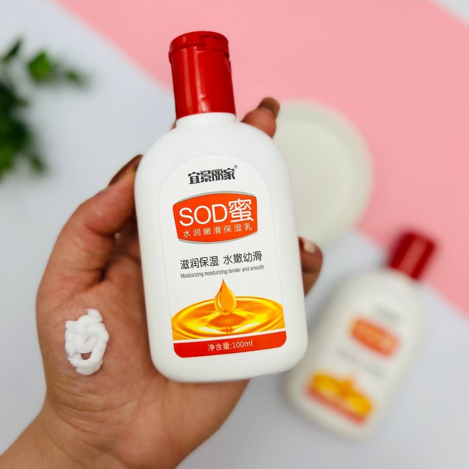 کرم مرطوب کننده عسل (مناسب برای دست وصورت)