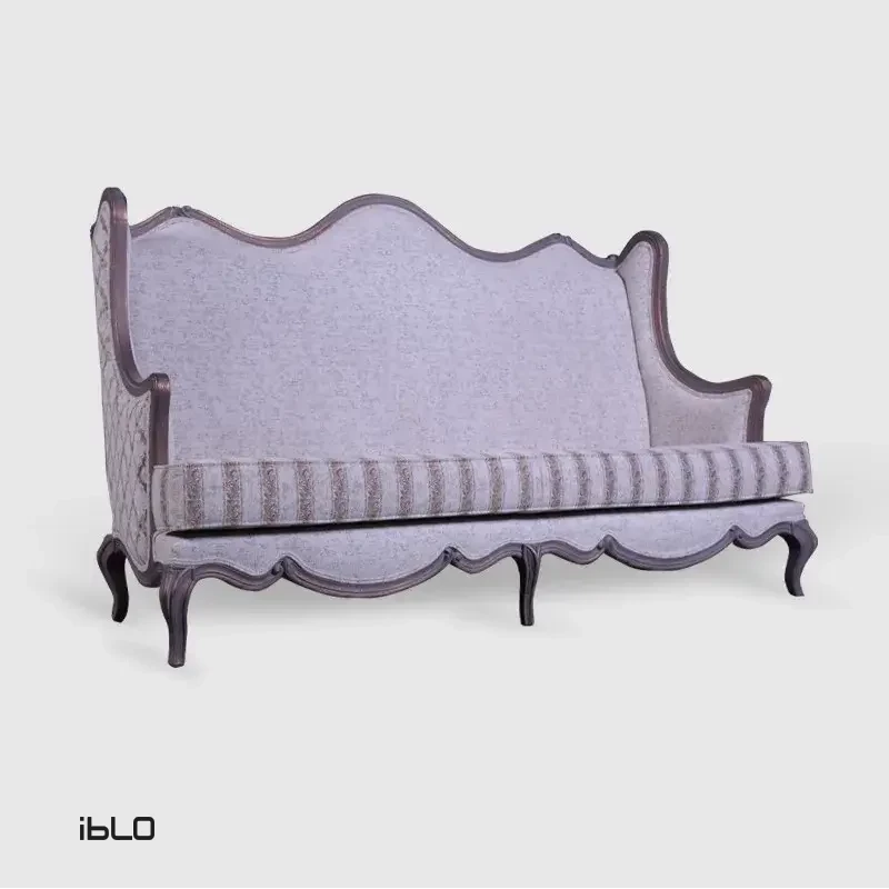 مبل سه‌نفره کلاسیک لوئی(کرم)