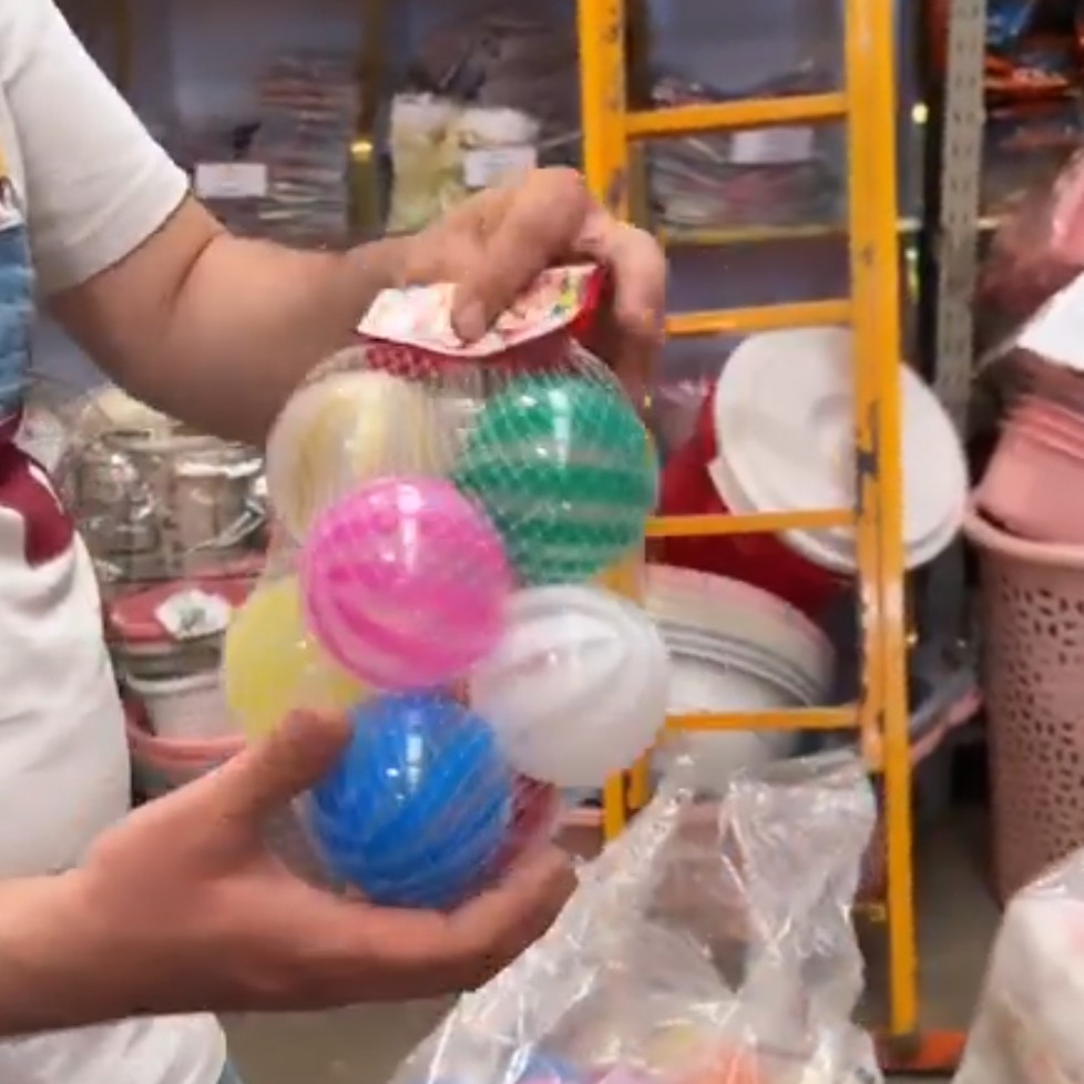 توپ 8 عددی.                           مخصوص کودکان 