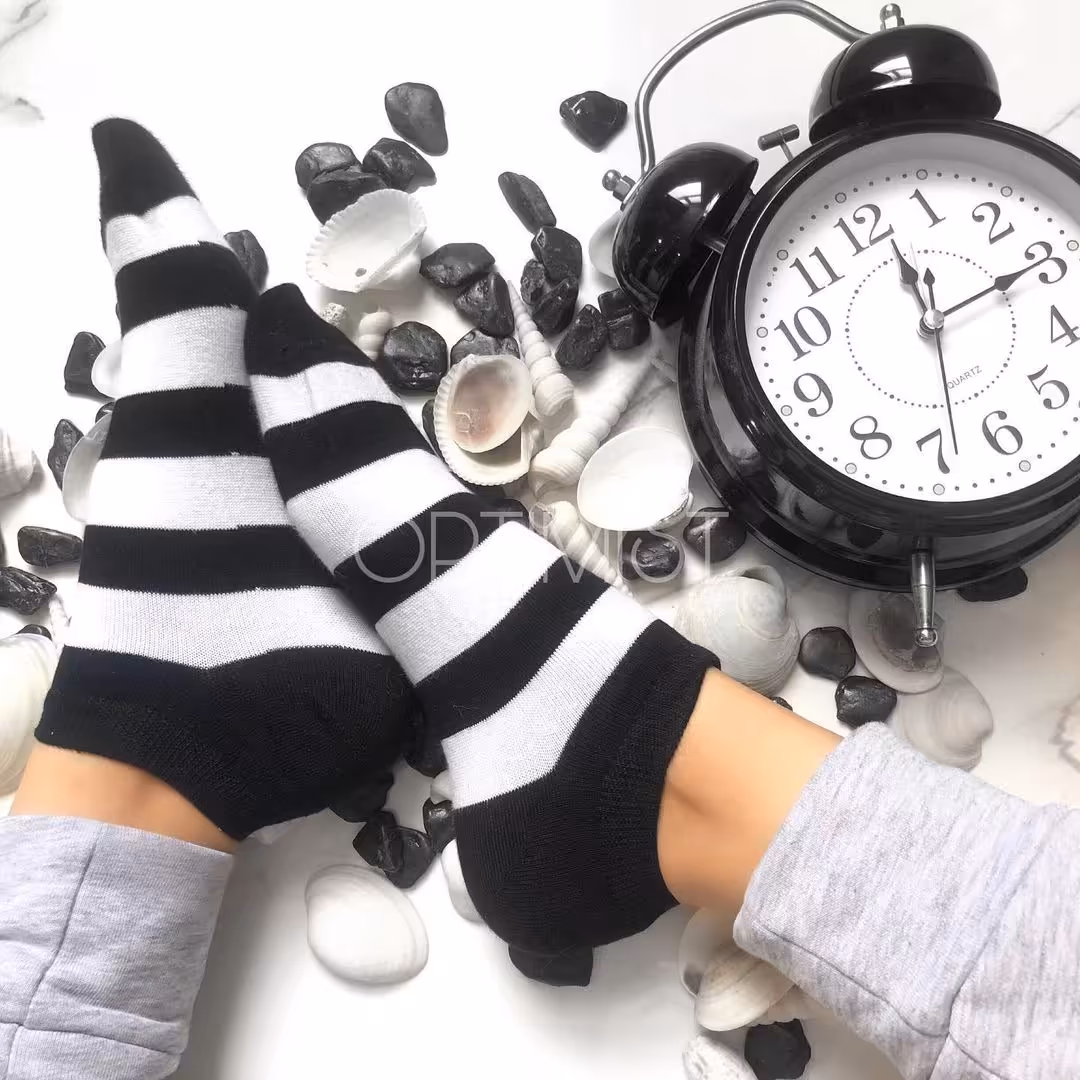 جوراب مچی راه راه سفید مشکی نخ پنبه فری سایز