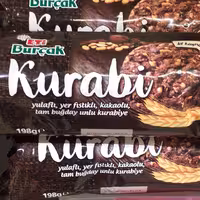 کوکی شکلاتیkurabi  با تکه های بادام زمینی محصول اتی ترکیه