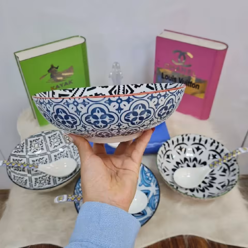 سوپ خوری سرامیکی رنگی طرحدار  با ملاقه سوپ خوری لطفا قبل از سفارش موجودی بگیرید 