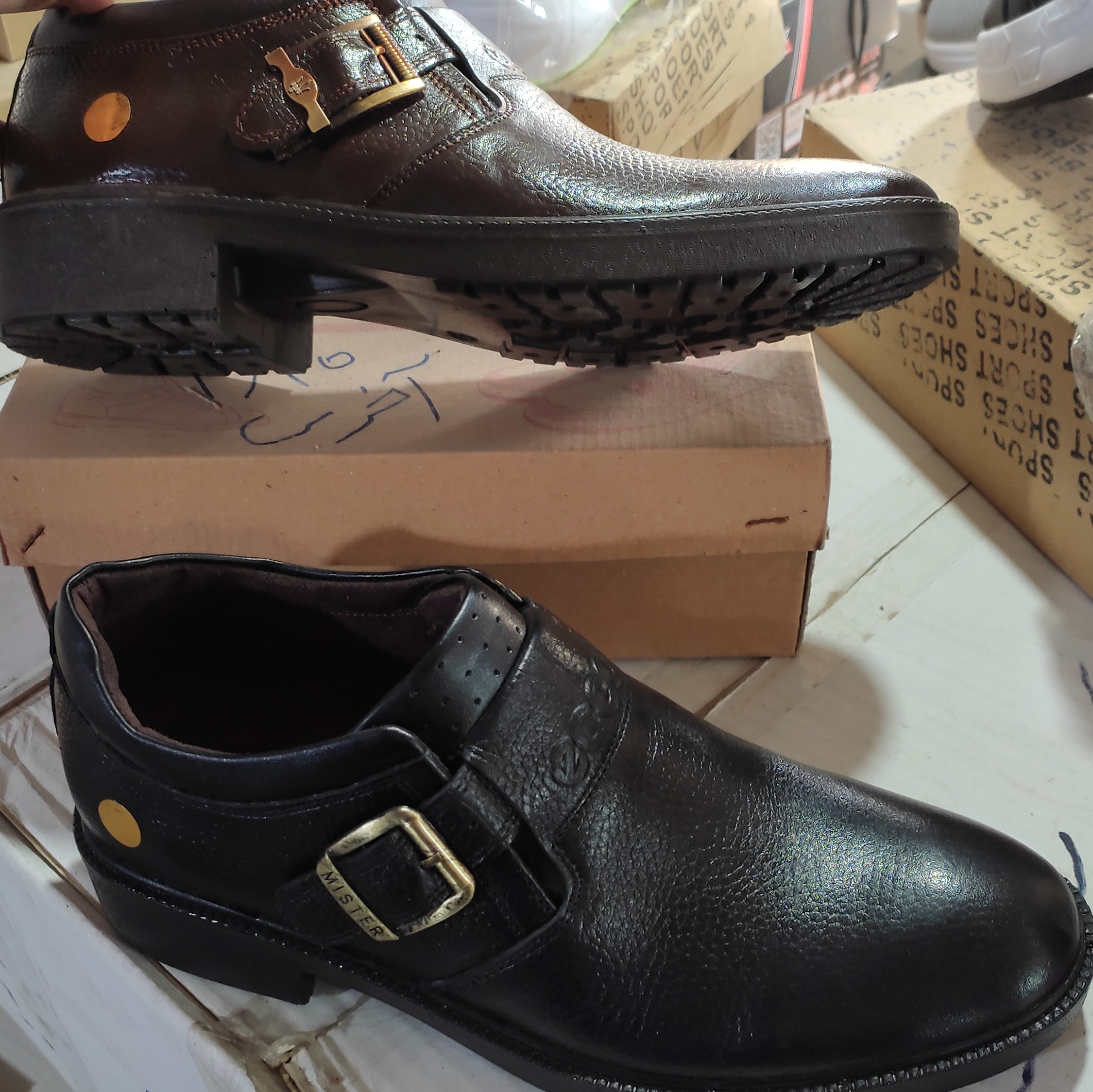 کادوی روز پدر  کفش چرم اصل تبریزبازیره تزریق  سایزبندی41-44 