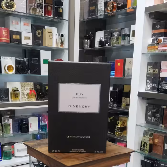 عطر ادکلن مردانه جیوانچی لس کریشن کوتور پلی فور هیم لدر ادیشن ادوتویلت 60 میل Les Creations Couture Play For Him Leather