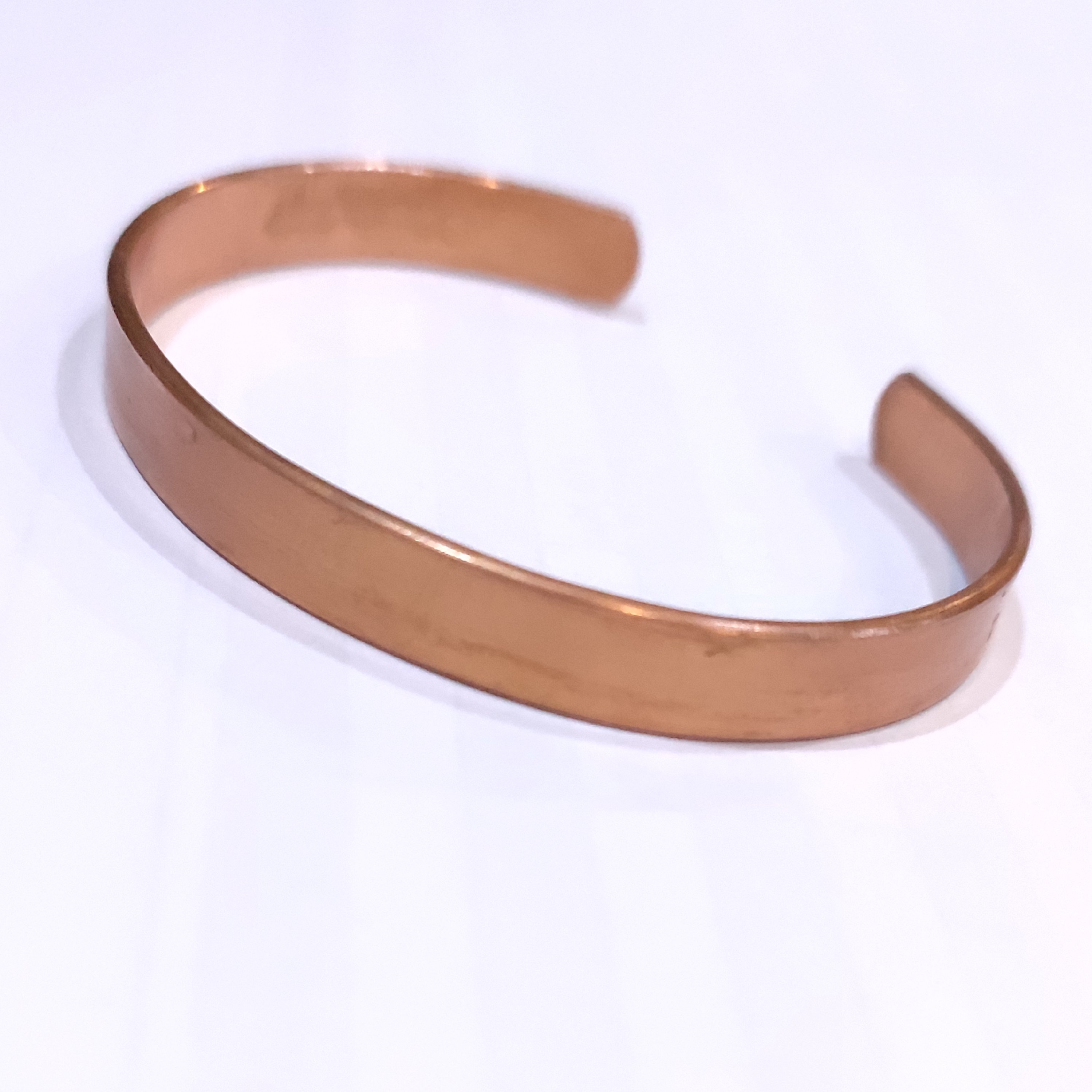 دستبند مسی با خواص درمانی 