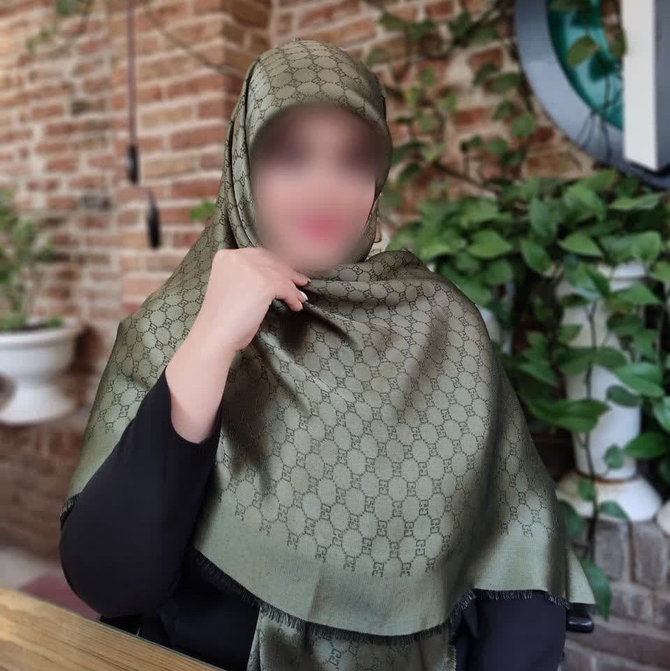 روسری نخ ابریشم ژاکارد دورو لمه دار ریشه پرزی کیفیت بی نظیر قواره 140 کد19