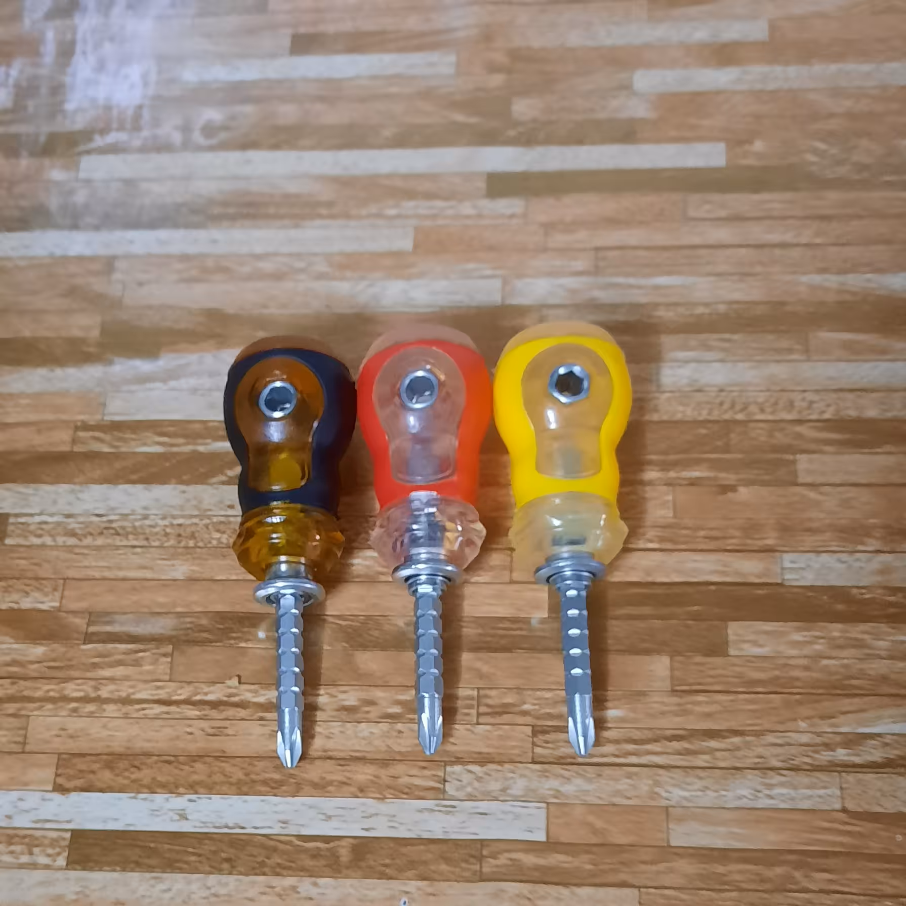 پیچ گوشتی مشتی 